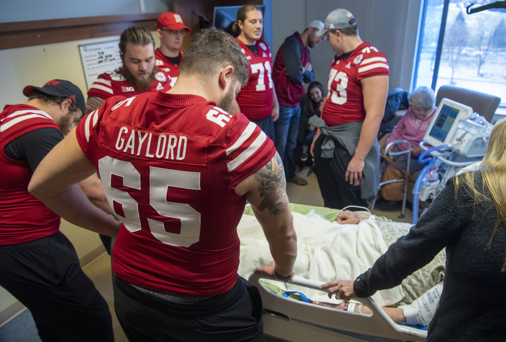 Huskers Visit CHI Health St. Elizabeth, 11.27
